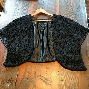 Vintage Rare 50s Black Woven Lambswool Cape/Stole